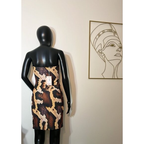 Female strapless - Picture 2 of 4